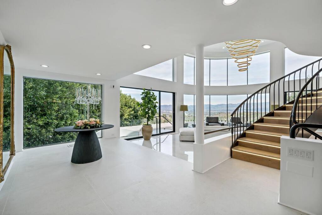 Villa Luxury Yacht Mansion In Bel Air Los Angeles