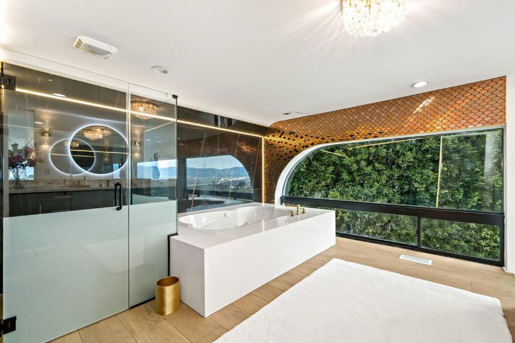 Luxury Yacht Mansion In Bel Air Villa Los Angeles